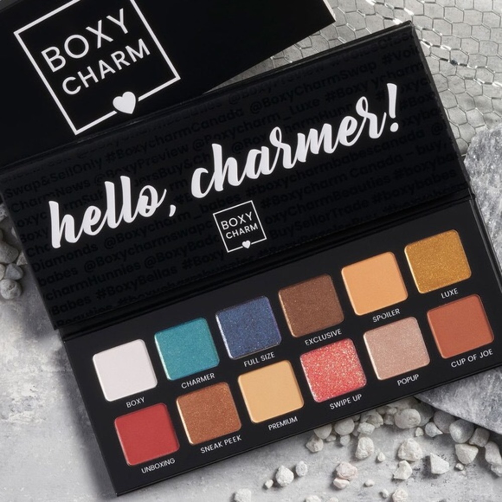 Boxy Charm Hello Charmes Eyeshadow Pallet